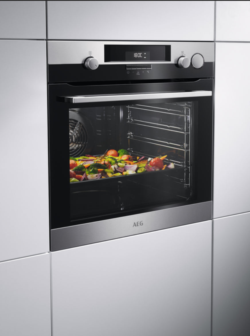 AEG Forno Elettrico da Incasso BSK577321M Capacità 72 L Multifunzione Ventilato Cottura Vapore Potenza 2990 W Colore Acciaio Inox